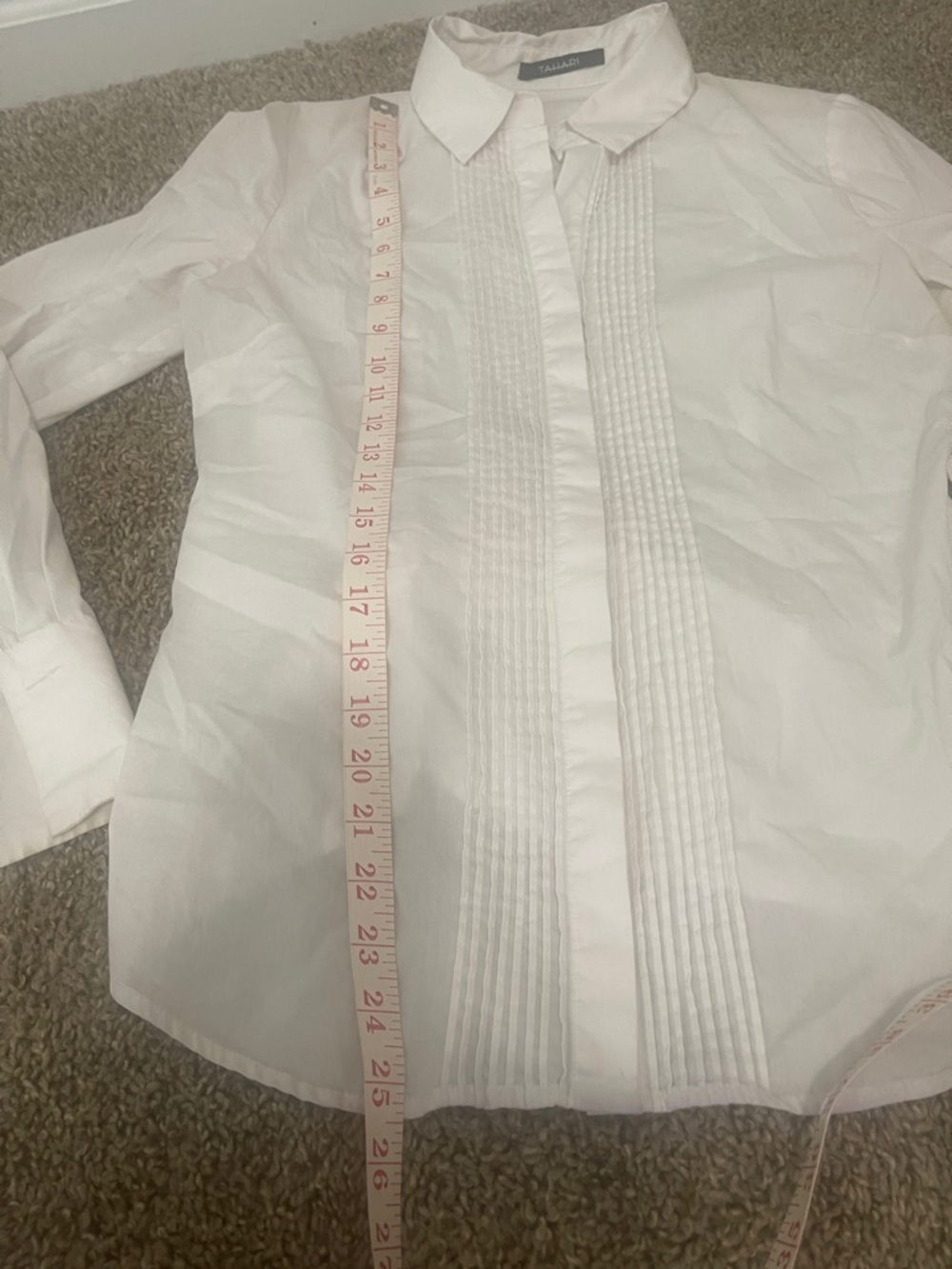 Woman’s Tahari White Blouse - Picture 12 of 13
